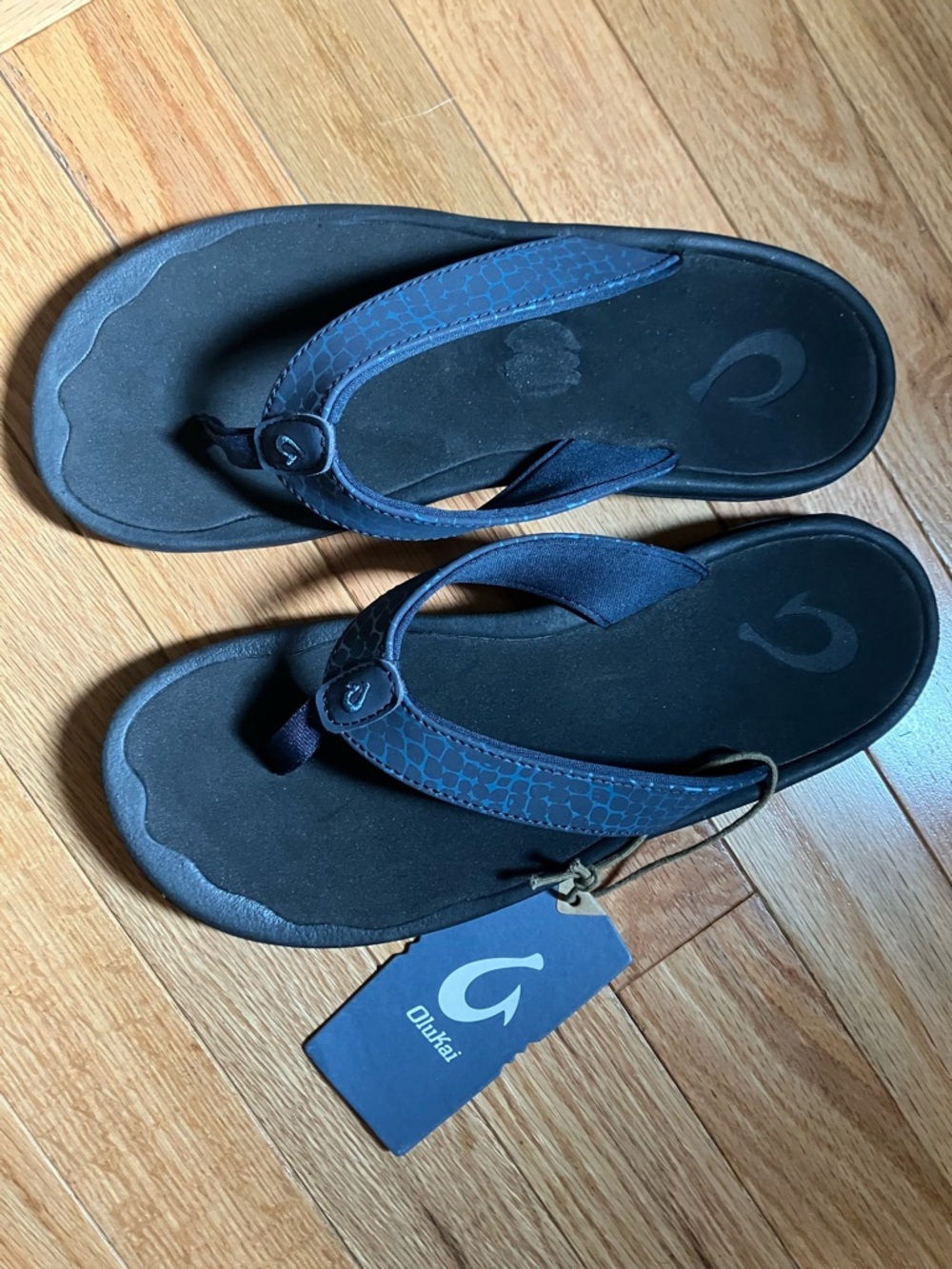 OluKai Ohana Pa’i women’s sandals new - Picture 2 of 4